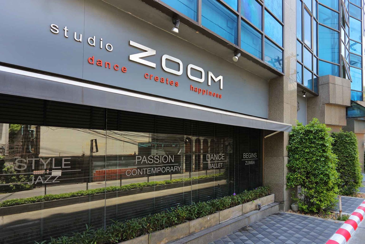 Biohouse - Zoom studio